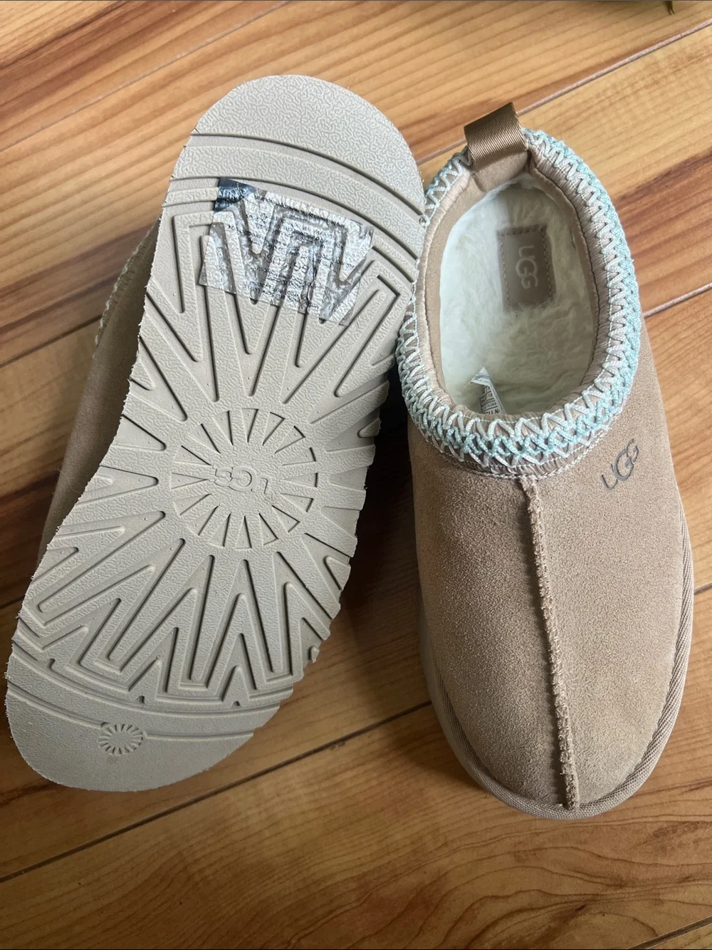 UGG Kids Chestnut Slip-On Shearling Lined Slippers